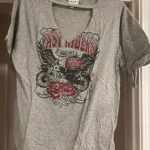 Women’s grey graphic t with cut out